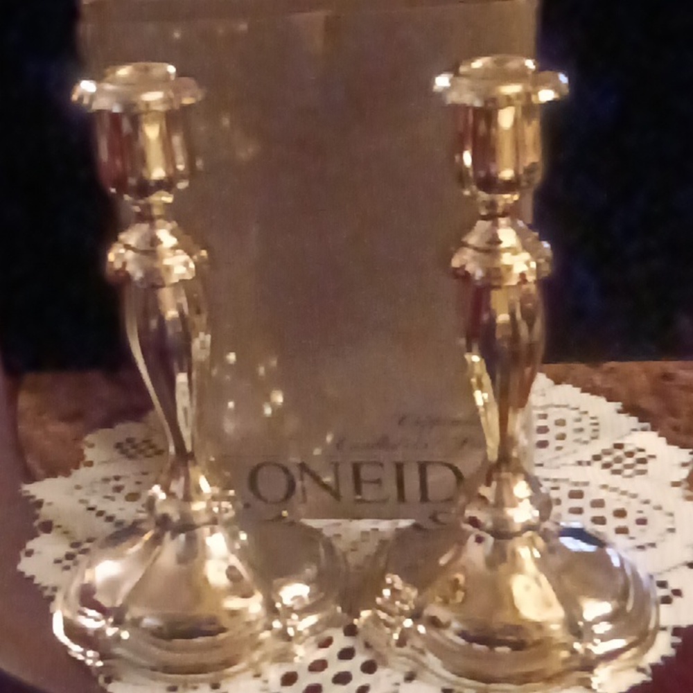 Vintage Oneida Chippendale Candle Sticks/Pair